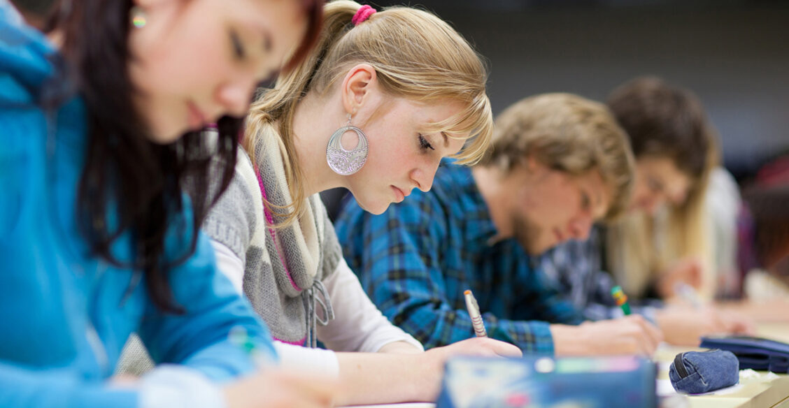 Россия выходит из Болонского процесса. Бакалавров и магистров не будет?