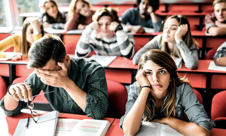 Образование превращается в имитацию. Откуда берутся неуспешные выпускники?