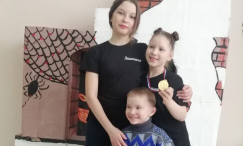 «Было не до страха». Удмуртская школьница спасла брата и сестру на пожаре