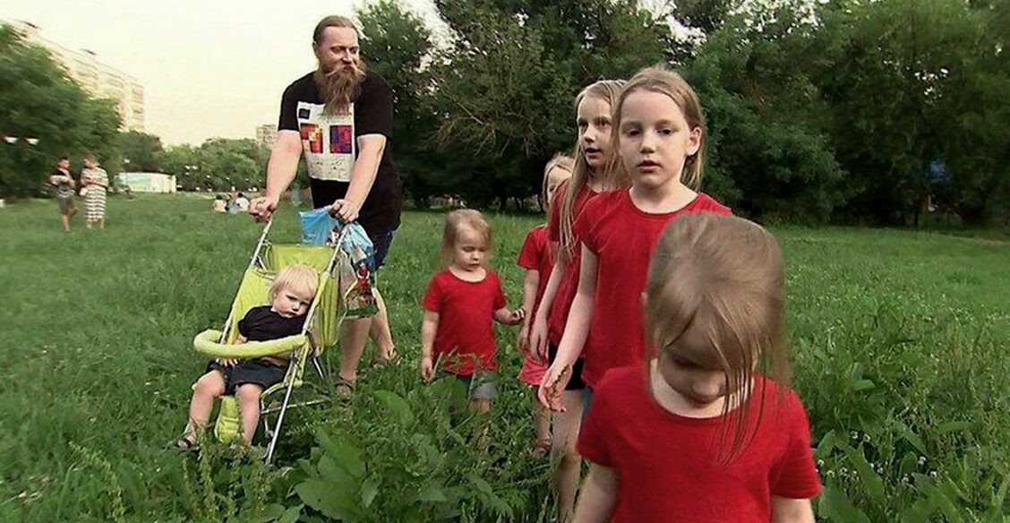 Тепляковы снова поступают в МГУ. Что произошло за год?