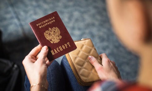 Медпомощь без полиса, паспорт — за 5 дней. Что меняется в законах с 1 июля
