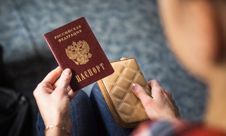 Медпомощь без полиса, паспорт — за 5 дней. Что меняется в законах с 1 июля
