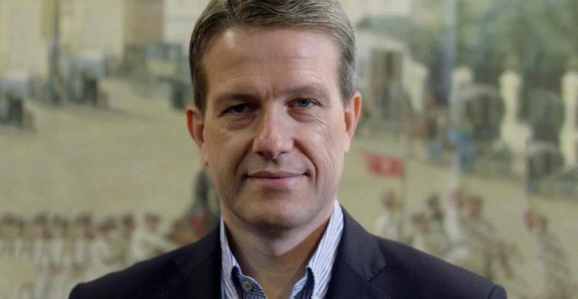 «Огонь распространялся быстро, а датчиков снаружи нет». Эксперт — о пожаре в бизнес-центре