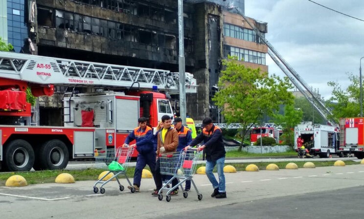 «Тревога? Ай, далеко идти, посидим». Пожар в бизнес-центре «Гранд Сетунь Плаза»