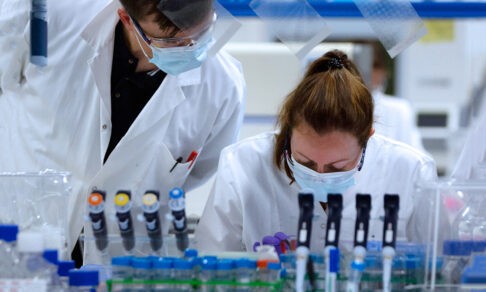 «ЭпиВакКорона» считалась более «мягкой». К чему это привело?