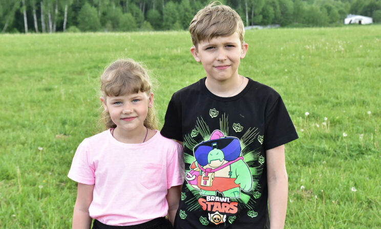 «Мама с папой слышат ушками, а мы — аппаратиками»