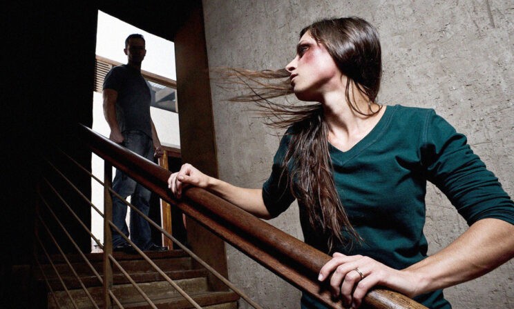 В томском приюте женщины спасались от насилия. Теперь его закрывают