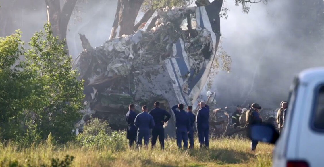 Под Рязанью разбился самолет. Пилоты уводили его от домов