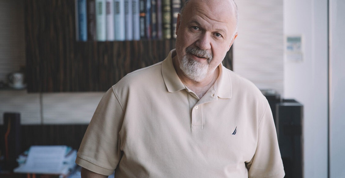 «Мне ставили тройки из жалости». Профессор Высшей школы экономики — о жизни с дислексией