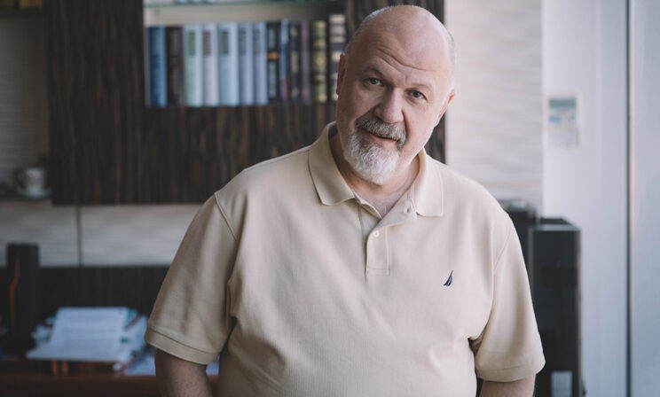 «Мне ставили тройки из жалости». Профессор Высшей школы экономики — о жизни с дислексией