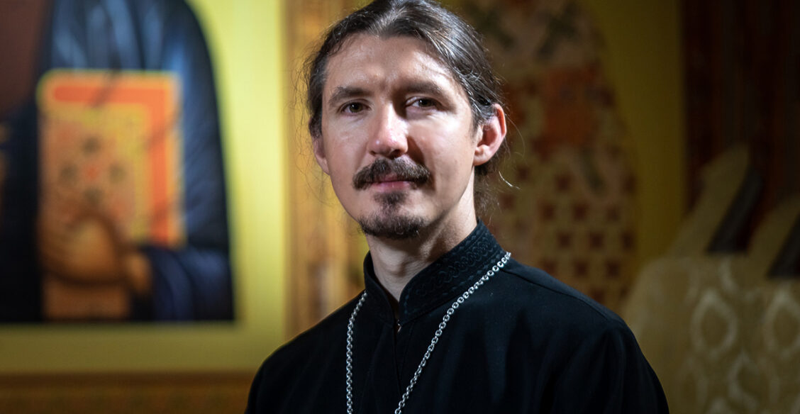 «Вы достали, я вас ненавижу». Когда родители кормят сказочками и водят за ручку