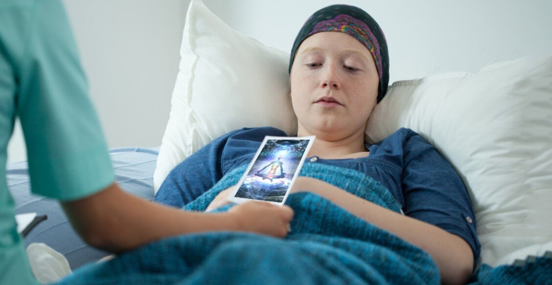 «Лечим от рака содой и капустой». Как мошенники наживаются на больных