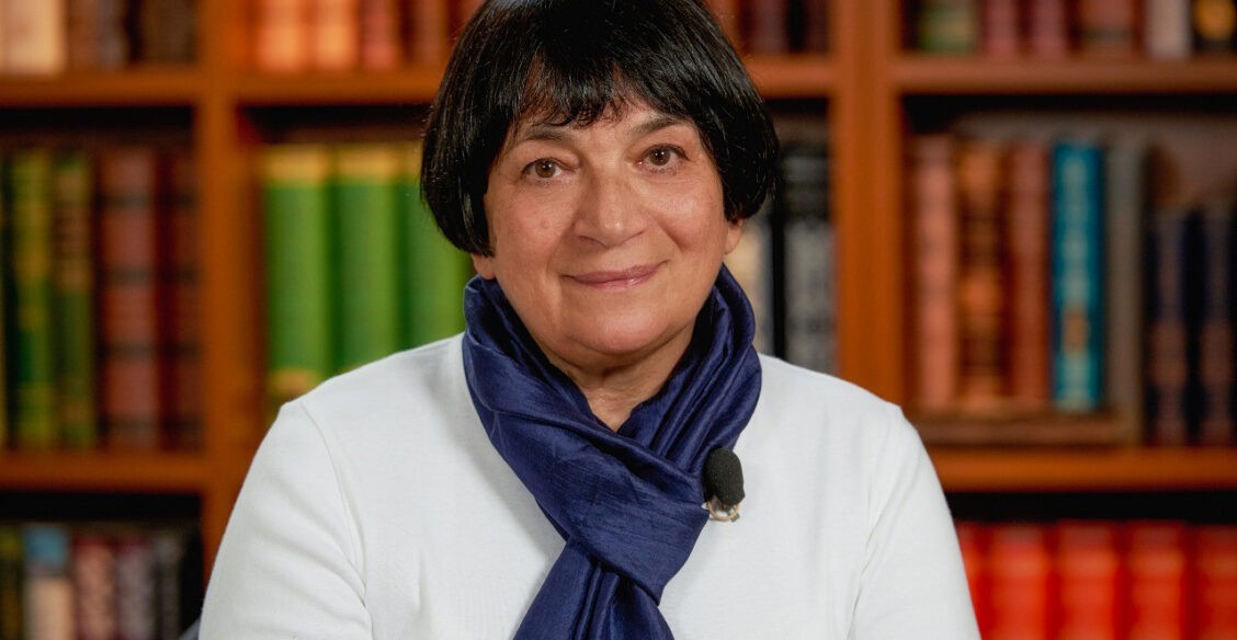 Надо ли биться над почерком? Отвечает Марьяна Безруких