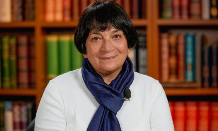 Надо ли биться над почерком? Отвечает Марьяна Безруких