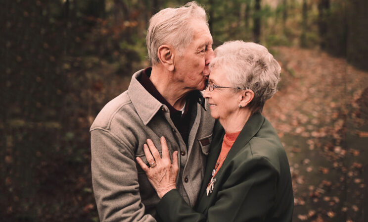 «Вы спрашиваете, как я понимаю Ларочку?» История любви длиной в 50 лет