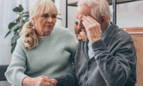 «Если решать математические задачи, деменции не будет?» Мифы и правда об этой болезни