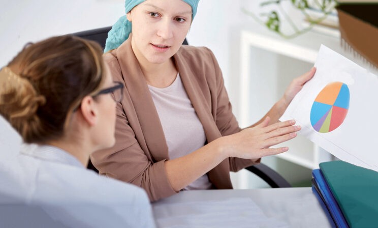 «Сразу после химиотерапии я отвечала на срочные звонки». Как работа помогла мне пережить рак