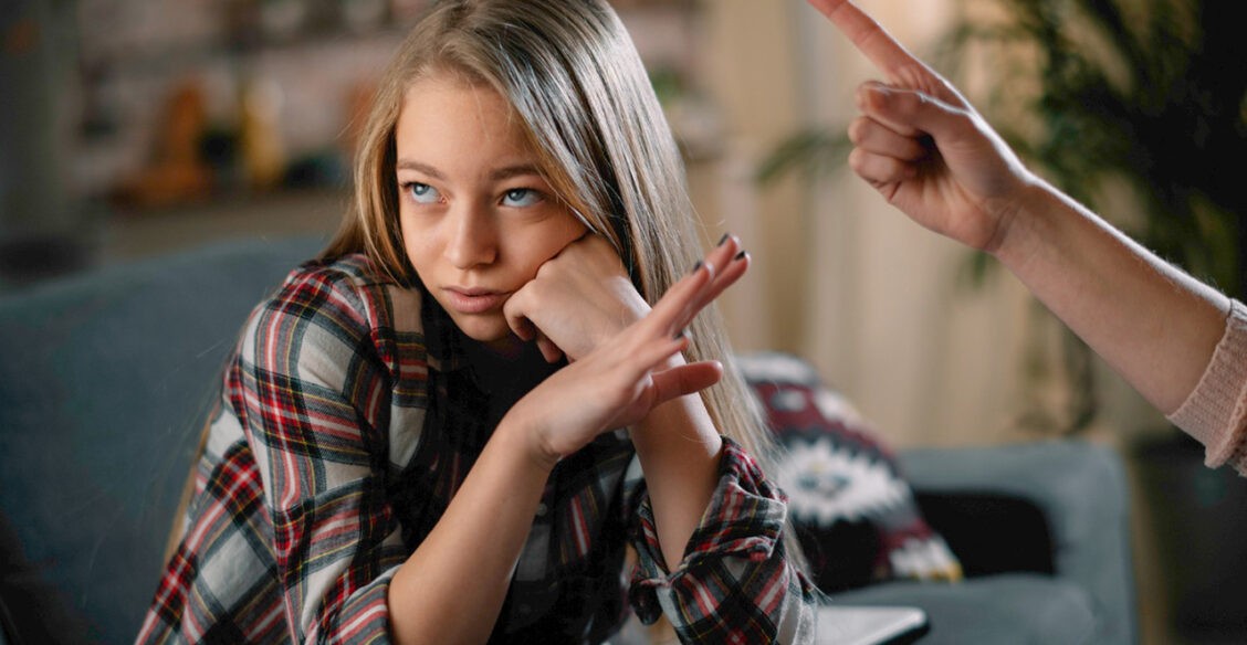 подросток замкнулся