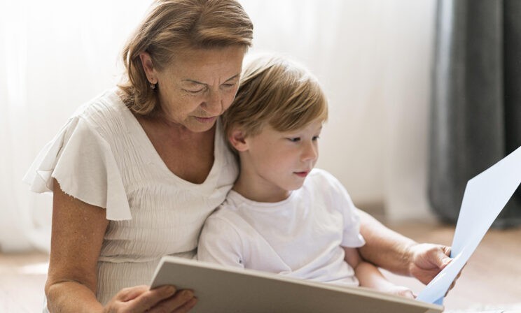 Я хотела забрать внука на семейное обучение, но школа отказала. Это законно?