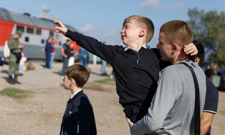 Как говорить с детьми о мобилизации. Психолог Екатерина Бурмистрова