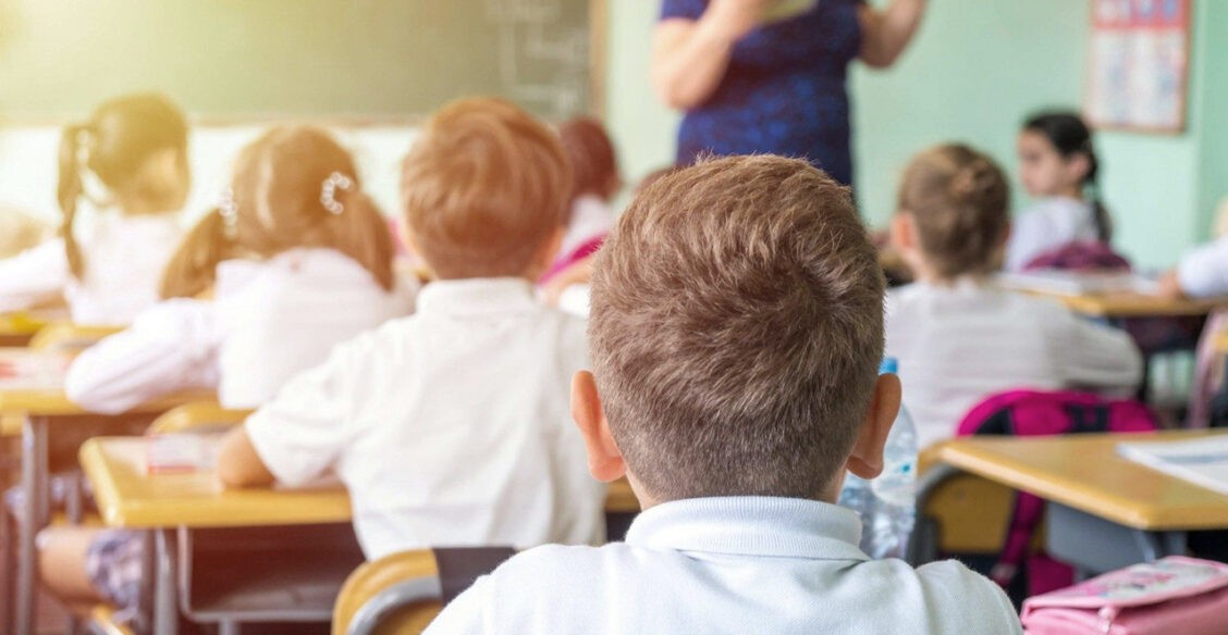 Сколько детей может учиться в коррекционном классе?