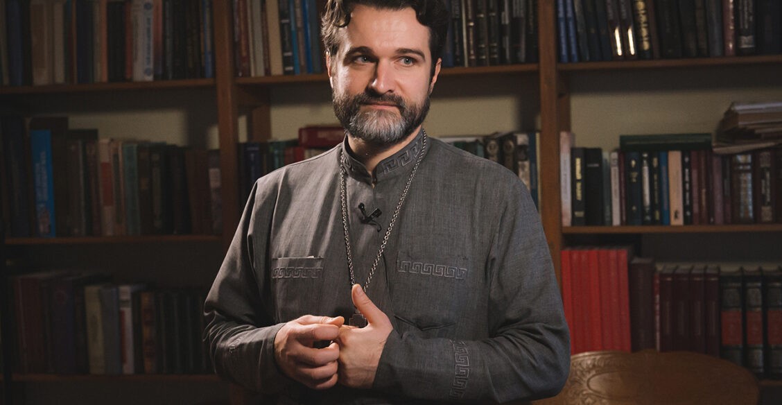 «Убивая человека, я убиваю Христа». Священник Александр Востродымов