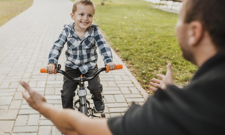 «До школы нужно научить ребенка кататься на велосипеде». Логопед Ольга Азова