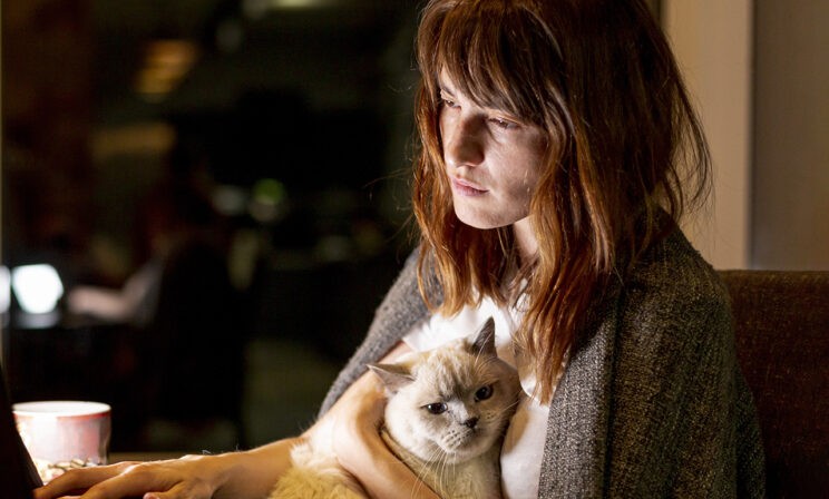 «Муж изменил, а я ушла от него к кошкам». Как пережить неверность супруга