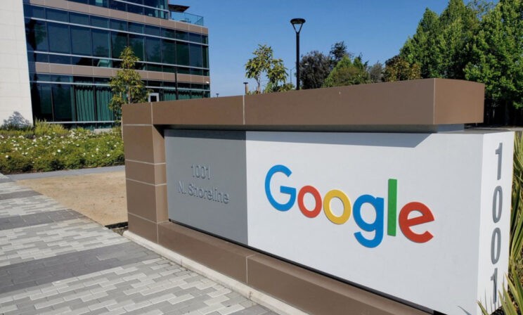 Компания Google назвала самые популярные запросы 2022 года