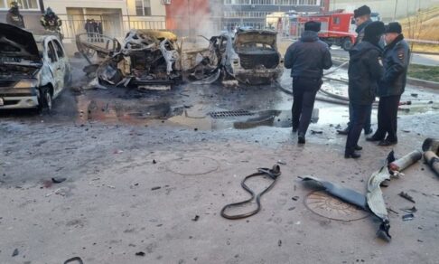 В Волгограде взорвался припаркованный автомобиль, в результате погиб ребенок