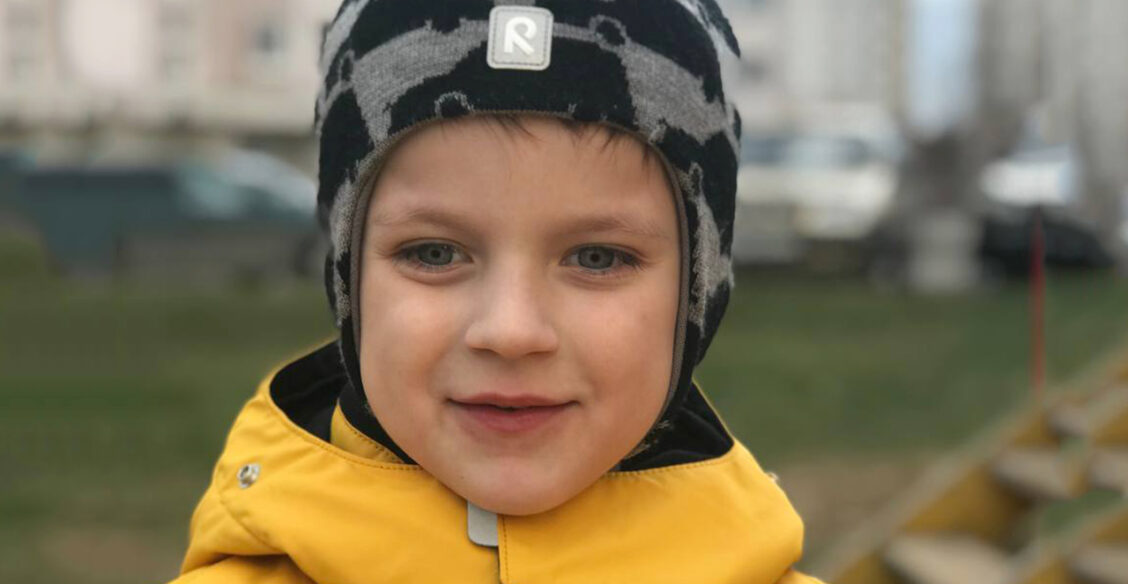 Степино дыхание прерывается — на 25 секунд и больше. Его мама не спит по ночам