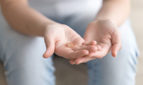 «Муж умер, и я думала лишь о мечтах, что уже не сбудутся». История одной утраты