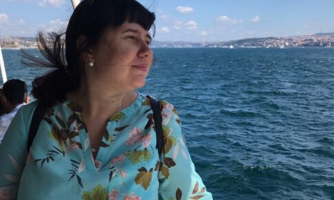 «Вы слышали, что упал самолет? Там была Вика»