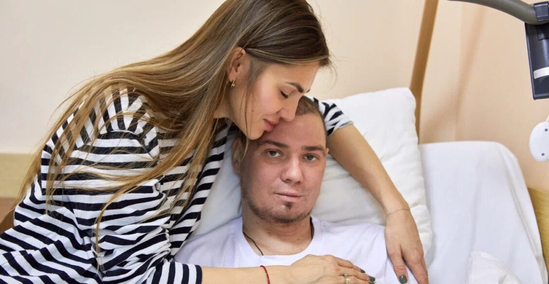 После коронавируса у Виктора были тяжелые осложнения. Врачи не верили, что он выживет