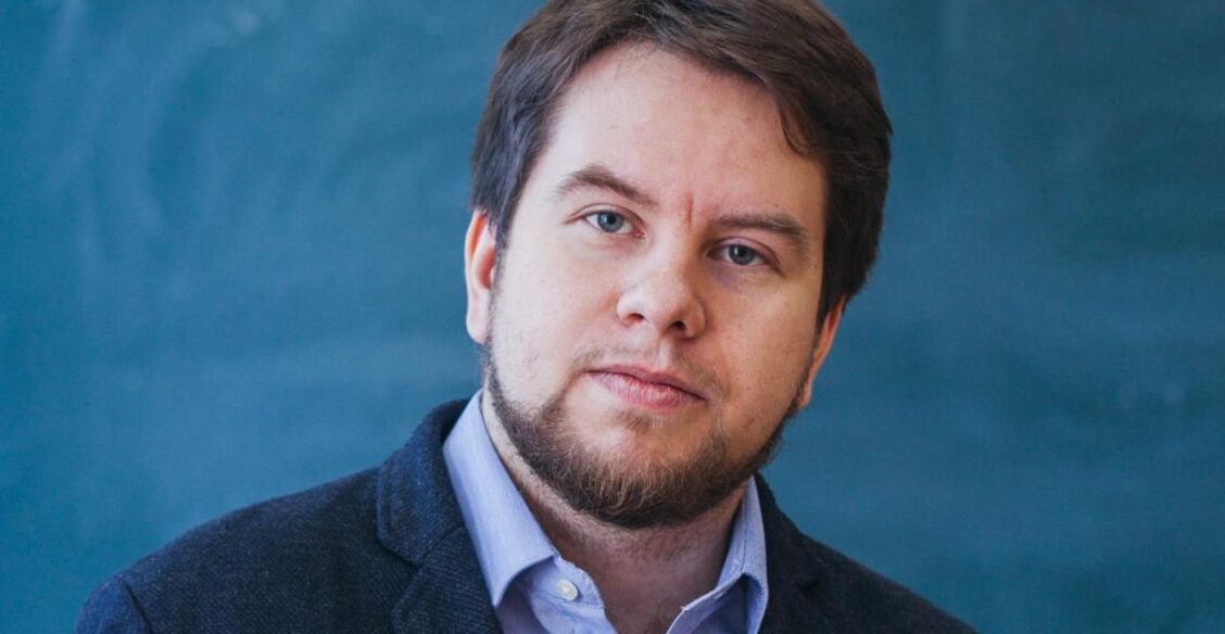 Что читать с подростками о войне? Учитель литературы Антон Скулачев