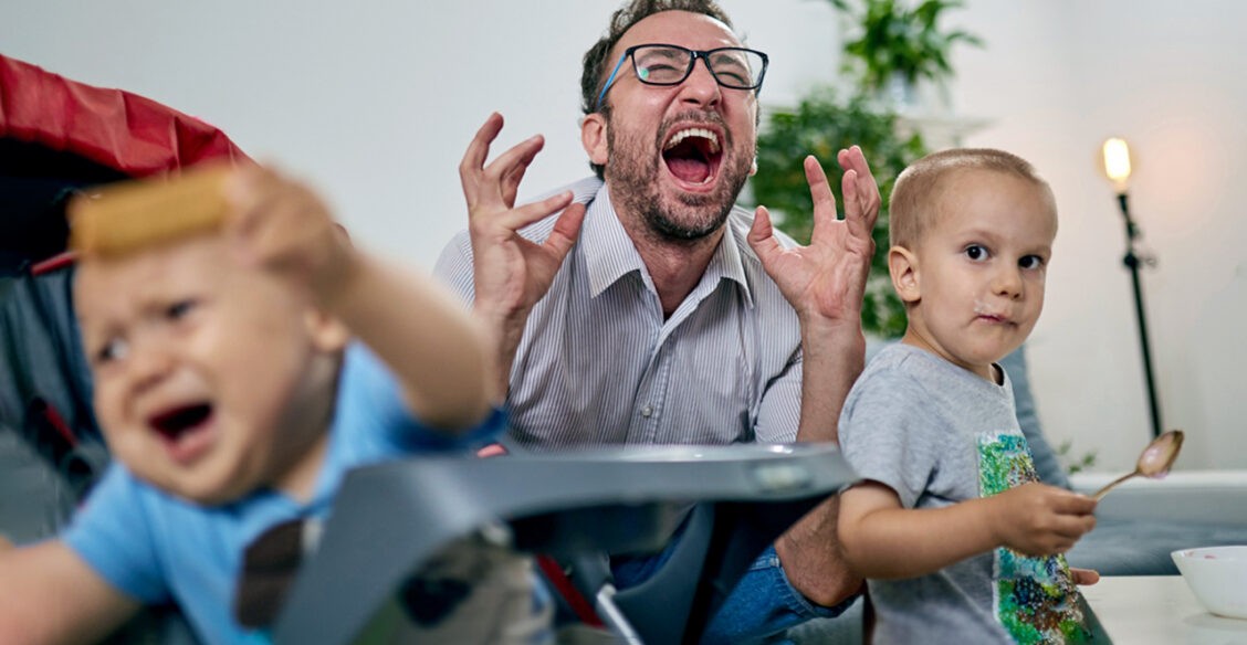 «Дети ссорятся, а муж на них кричит». Три способа победить гнев