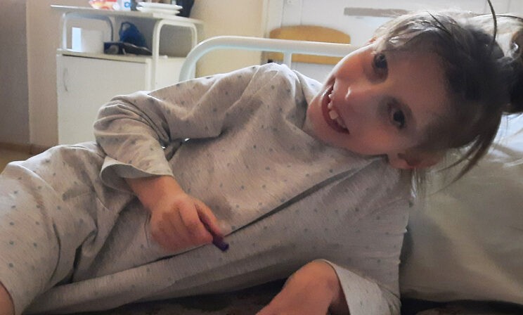 У Насти был внутриутробный инсульт. Врачи до сих пор не могут поставить ребенку точный диагноз