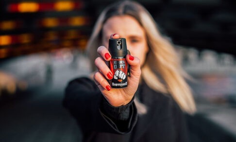 Стоит ли покупать дочери перцовый баллончик?