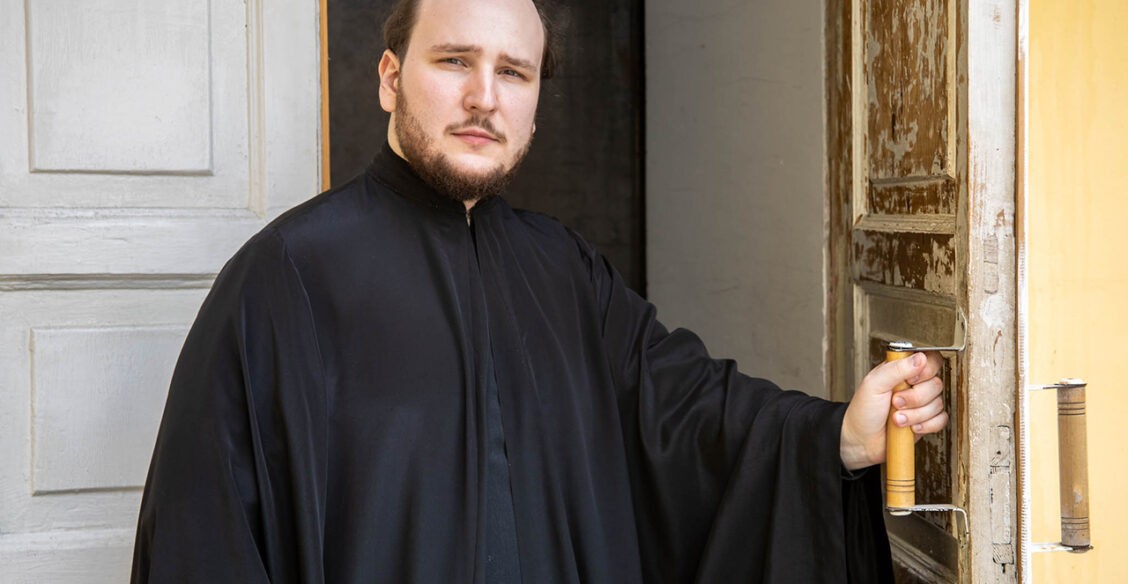 «Мы слишком активно боролись с “Богом в душе”». Есть ли конкуренция у Церкви и психологии