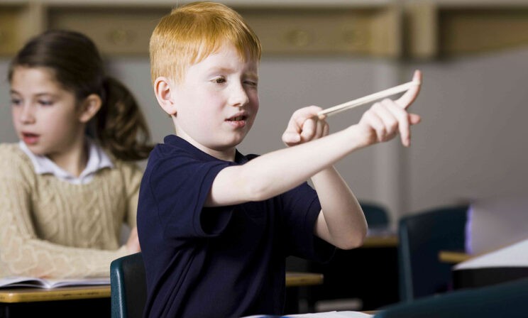 «Шалит на уроке и носится на перемене — не думайте, что ему это в кайф». Психиатр Дмитрий Иващенко