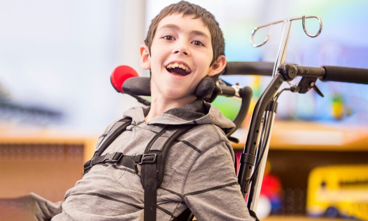 «У моего брата ДЦП, и я его совсем не стесняюсь»