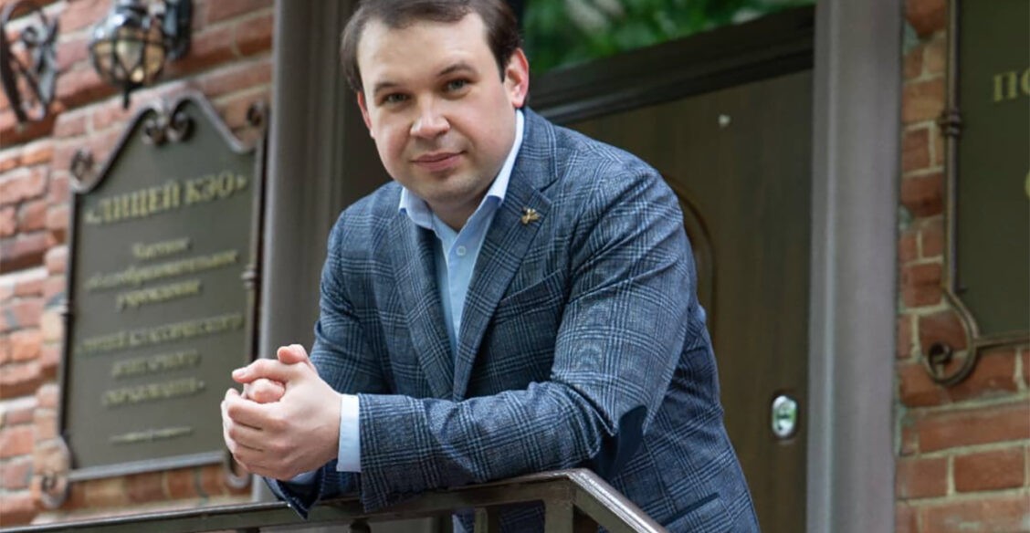 «Успех на ЕГЭ — заслуга не учителя и школы, а ребенка». Учитель математики Михаил Гуров