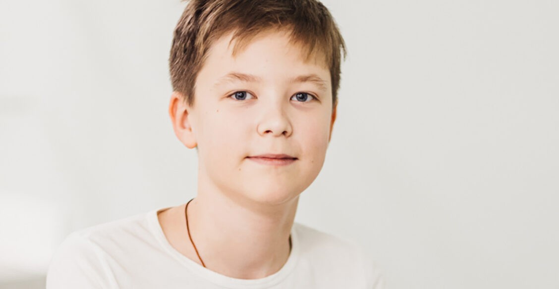 Андрей никогда ничем не болел. Но однажды у него внезапно отнялись ноги