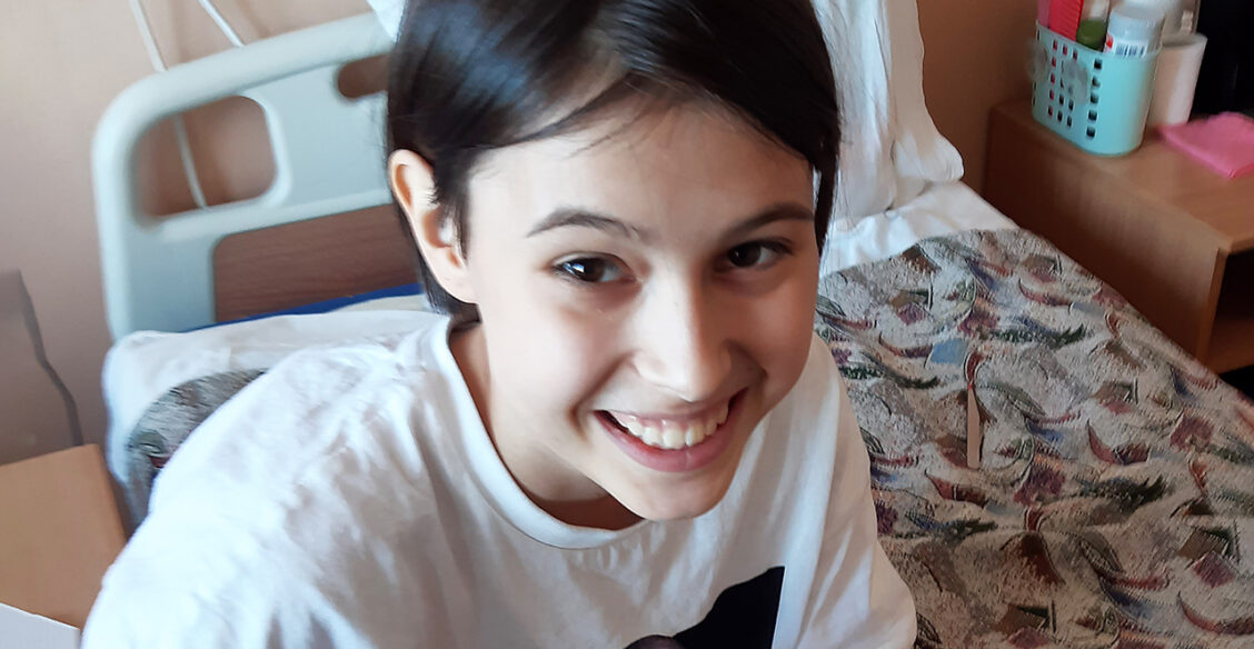 Алиса все понимала, но не могла пошевелиться