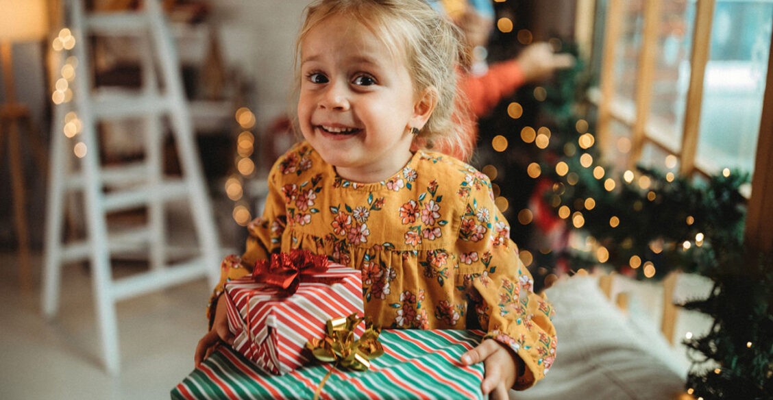 «Сколько вы потратите на подарки детям?» Рассказывают родители