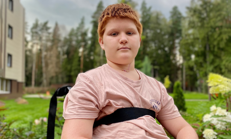 Рома прыгнул с тарзанки в реку и сломал позвоночник