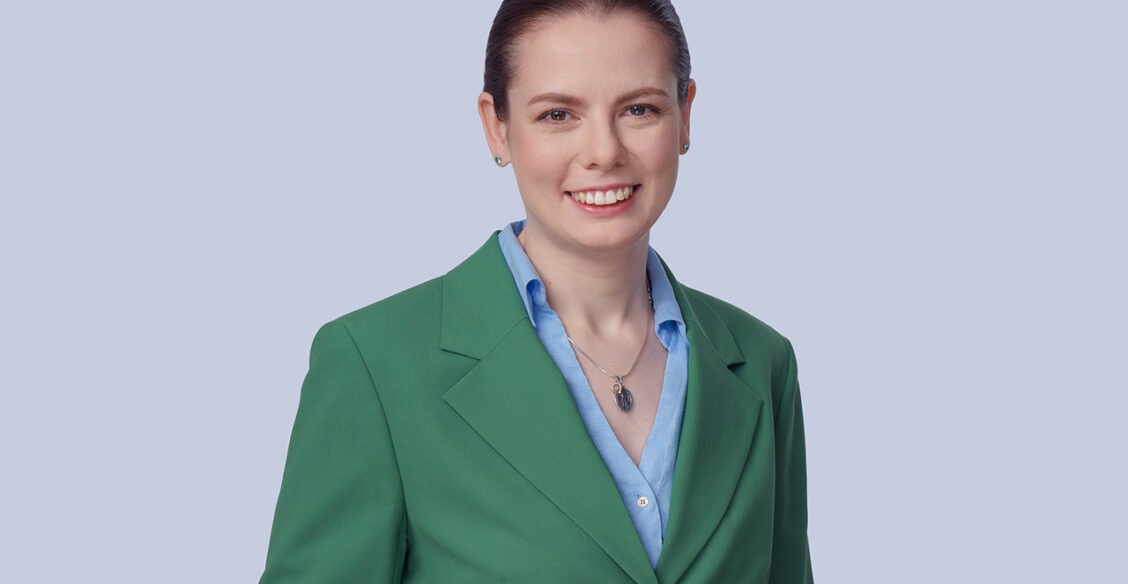 Поступила в МГУ в 15 лет, а потом стала самым молодым деканом Вышки. История Александры Скрипченко