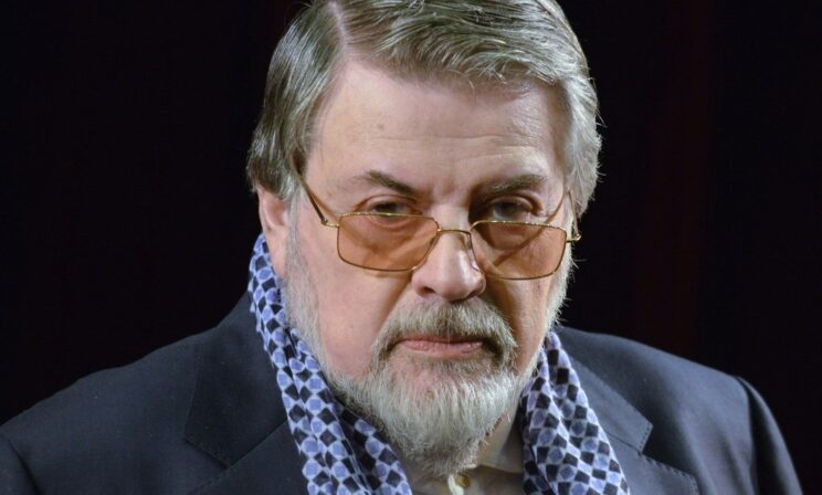 «Самоирония — спасение от всего». Александр Ширвиндт — о юморе, жизни и любви