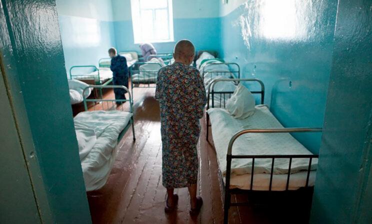 «У пациента в руках был нож, он сказал мне: “Меня не уважают”». Психиатр Михаил Шейфер