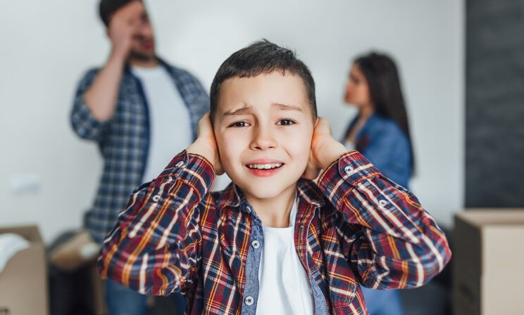 Что будет с ребенком, если родители постоянно скандалят? Психолог разбирает 5 семейных проблем